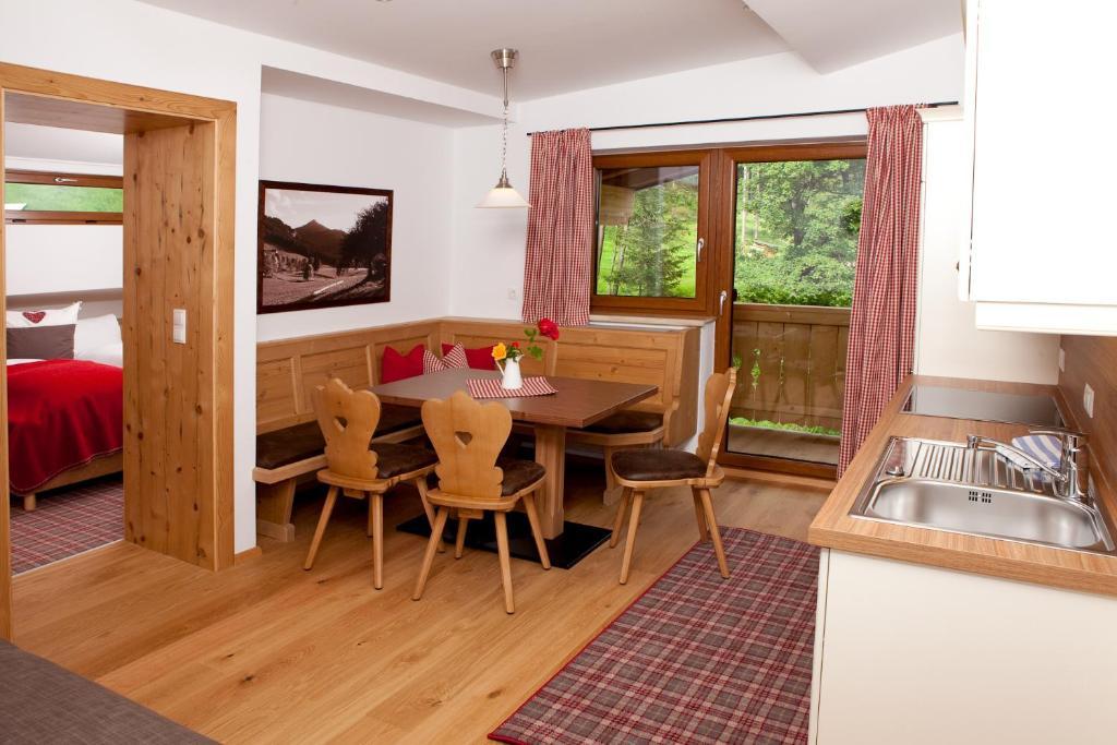 Hotel Zauchtaler Hof Altenmarkt im Pongau Habitación foto